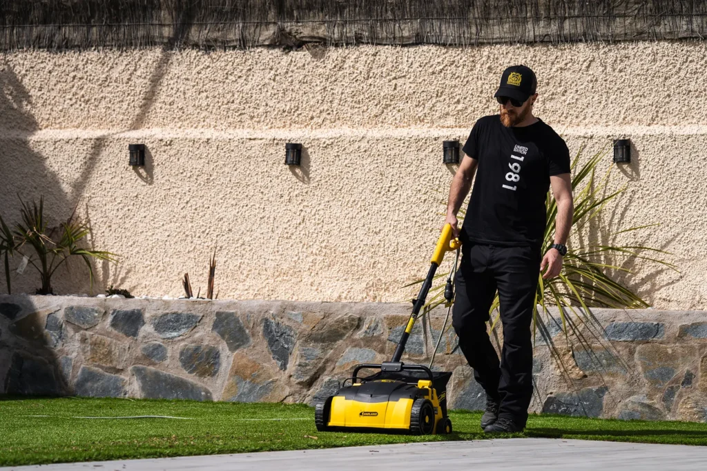 Peinadora Césped ARTIF R&c 302E 1400 W Garland - Imagen 3
