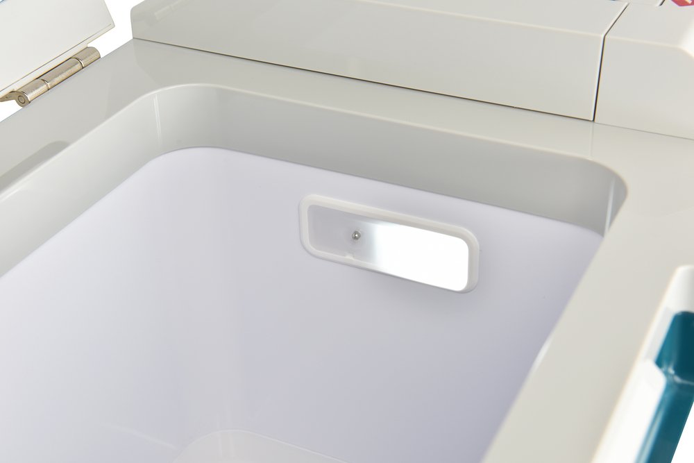 Nevera a Batería Frío/calor Xgt® Makita CW001GZ01 500 M 663X341 herramienta 18 V - Solo máquina (sin batería ni cargador) - Imagen 19