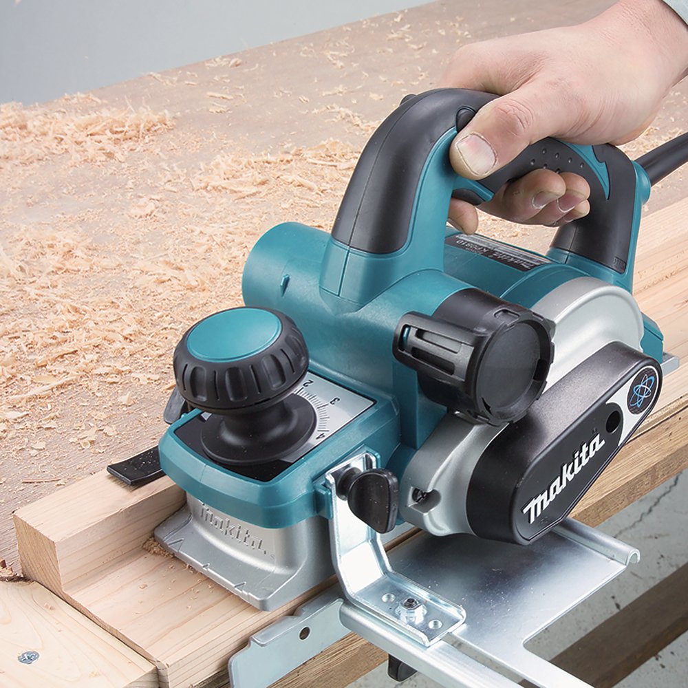 KP0810C Cepillo Makita 82 Mm 4 Mm trabajo madera 050 W - Imagen 2