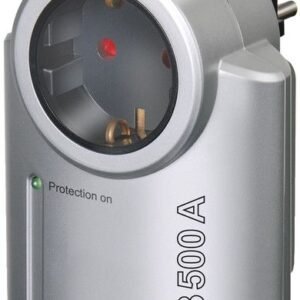 Enchufe adaptador Primera-Line protegido contra subidas de tensión 13.500A