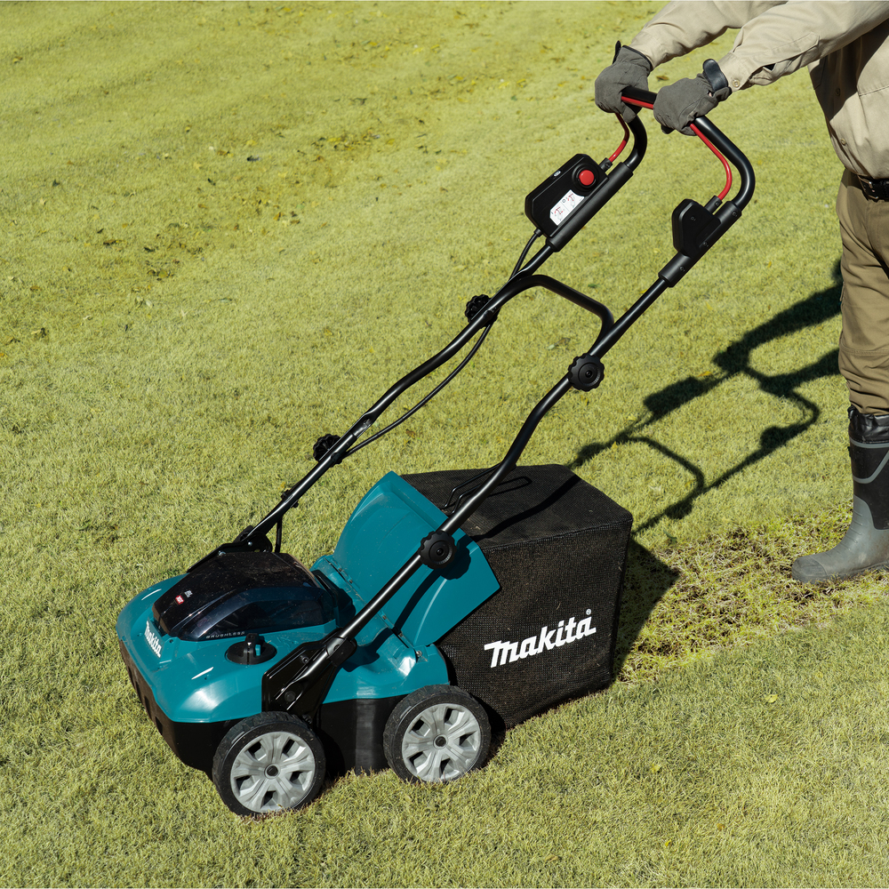 GZ Escarificador a Batería Xgt® Makita UV001 38 Cm 380 MM Plata herramienta 50 L - Solo máquina (sin batería ni cargador) - Imagen 18