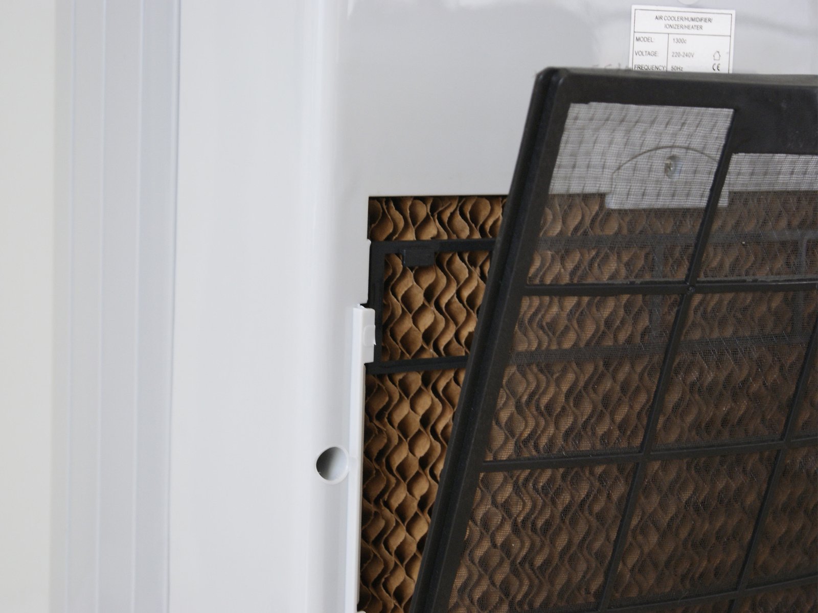 Climatizador evaporativo portátil MCONFORT E1300C · hasta 25 m² · caudal 1300 m³/h · depósito 10 L - Imagen 7