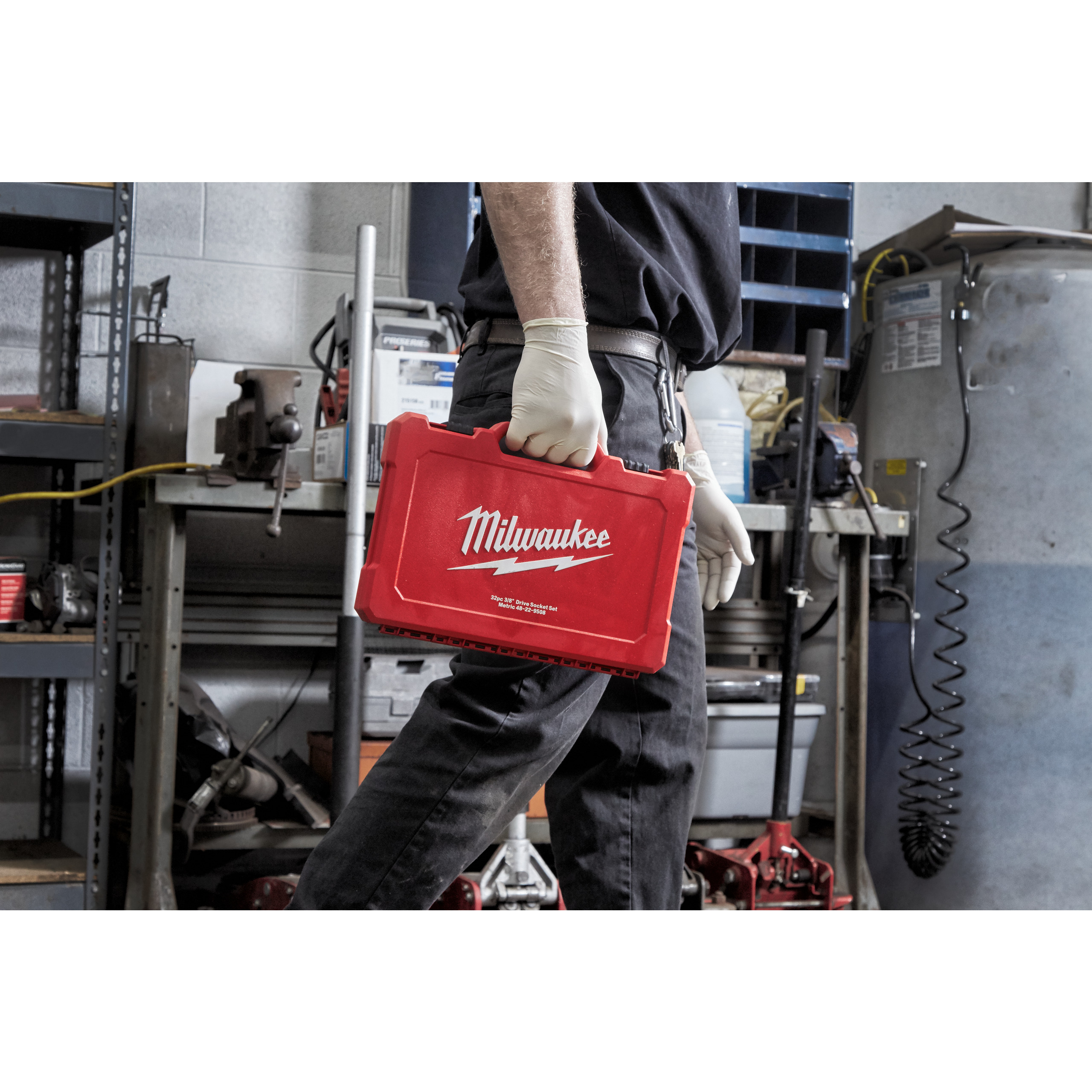 Juego de 32 piezas de vasos y carraca en métrica ⅜″ Ratchet + Socket Set Milwaukee - Imagen 4