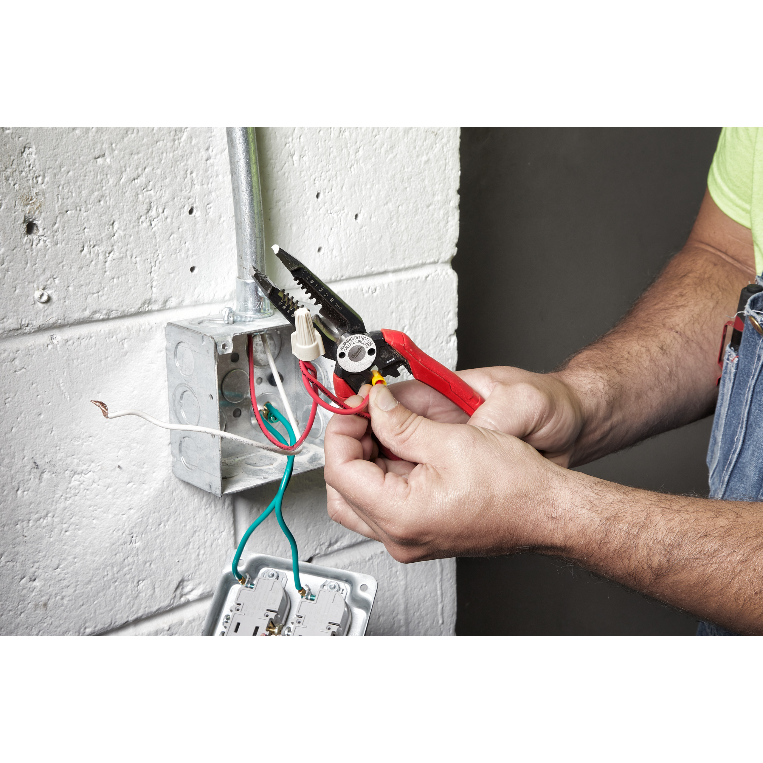 Alicate 7 en 1 pelacables 0,75 hasta 6mm 7 in 1 Combination Plier Milwaukee - Imagen 4