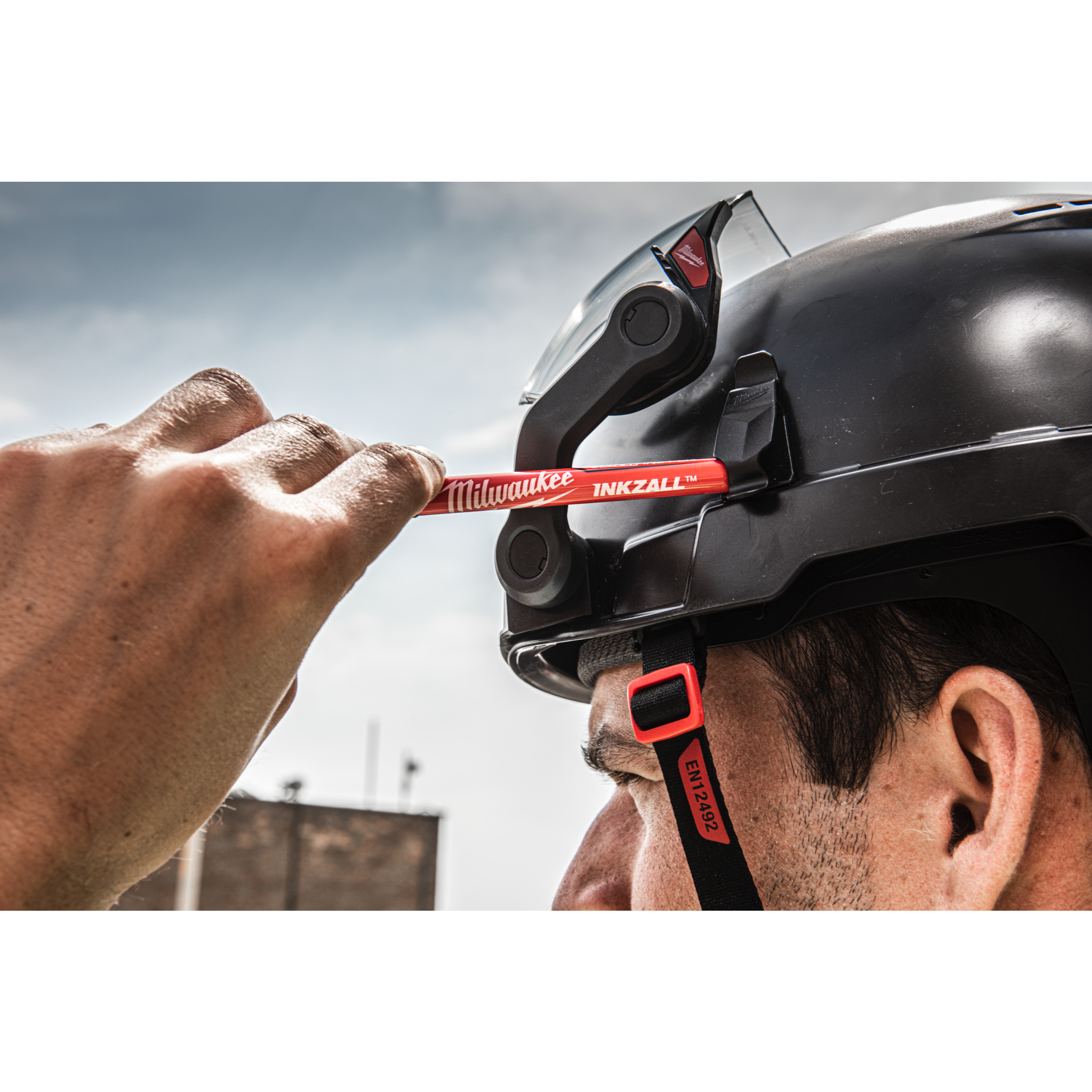 Casco BOLT™ 200 negro ventilado Milwaukee - Imagen 3