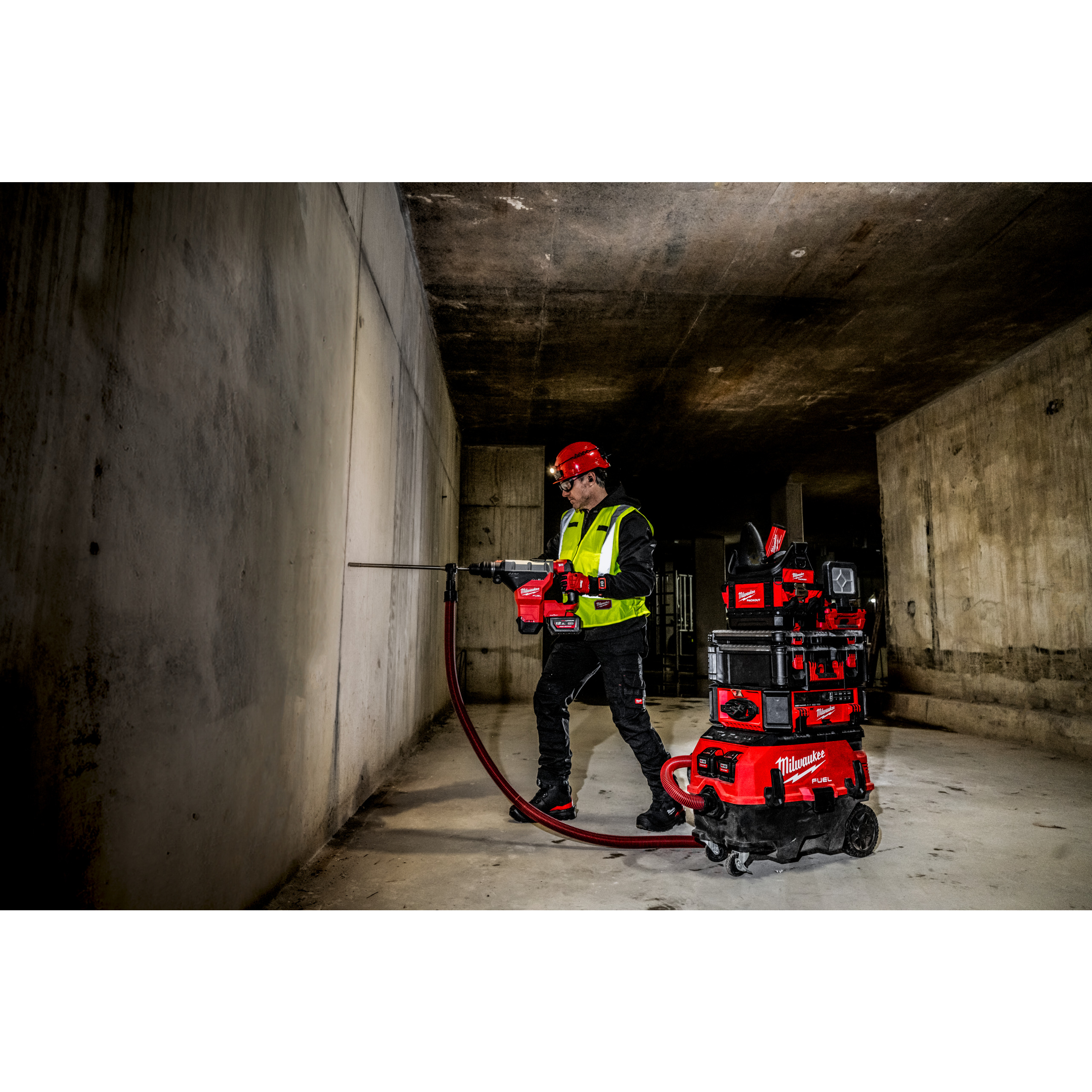 Casco BOLT™ 100 Rojo no ventilado Milwaukee - Imagen 2