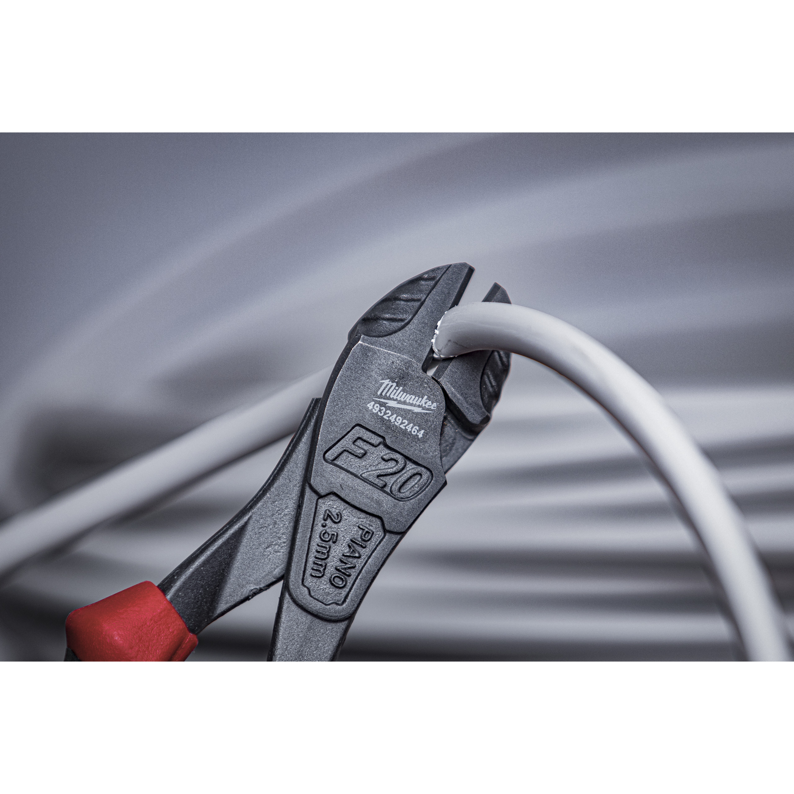 Alicate de corte diagonal Heavy Duty de 200mm Milwaukee - Imagen 2
