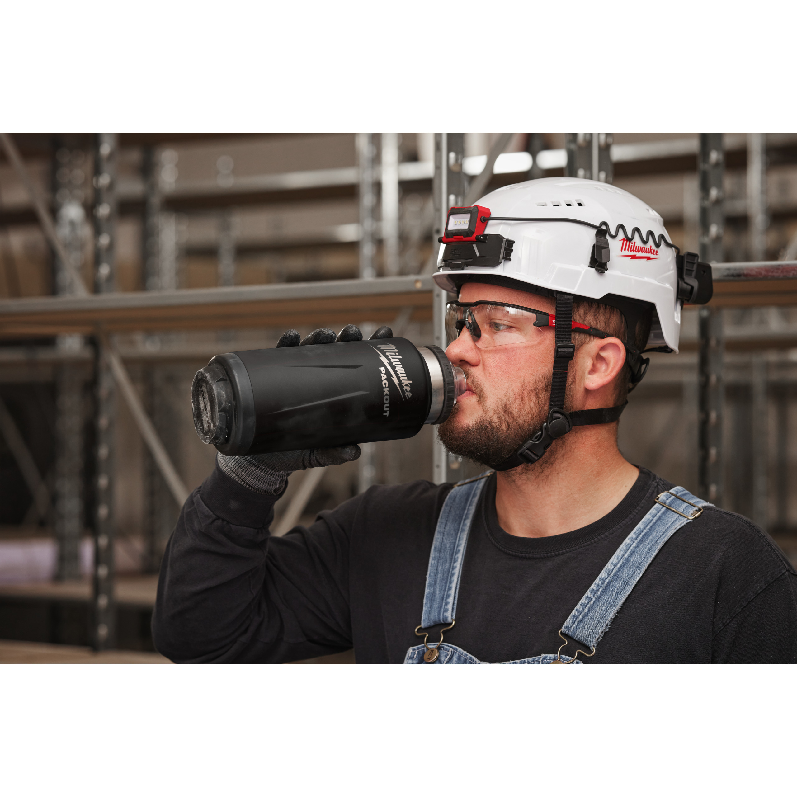 Botella térmicaPACKOUT™ de 1 Packout Bottles Chug Lid Milwaukee - Imagen 4