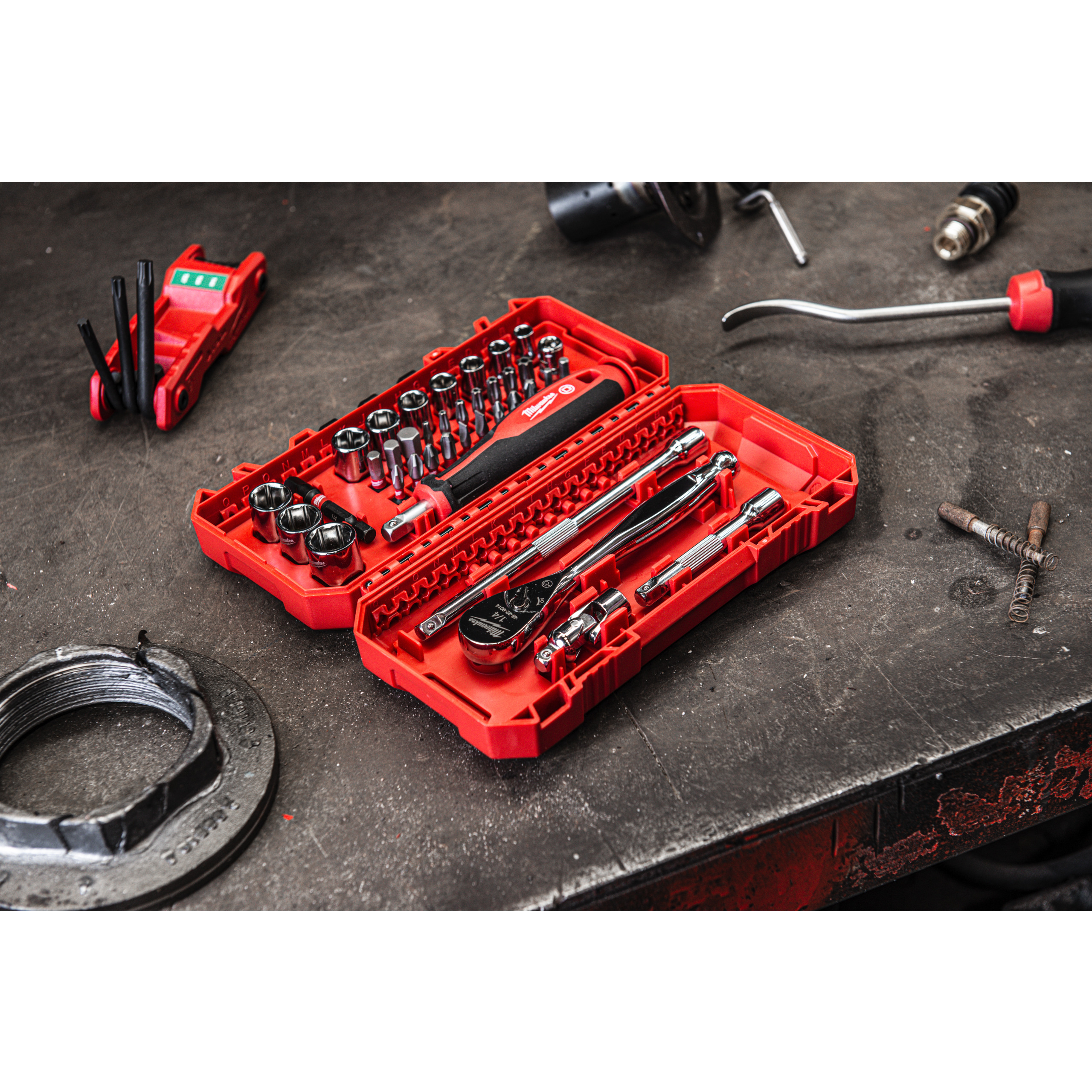 Estuche 38 piezas, carraca y vasos de ¼″ métrica compatible con PACKOUT™ Milwaukee - Imagen 4