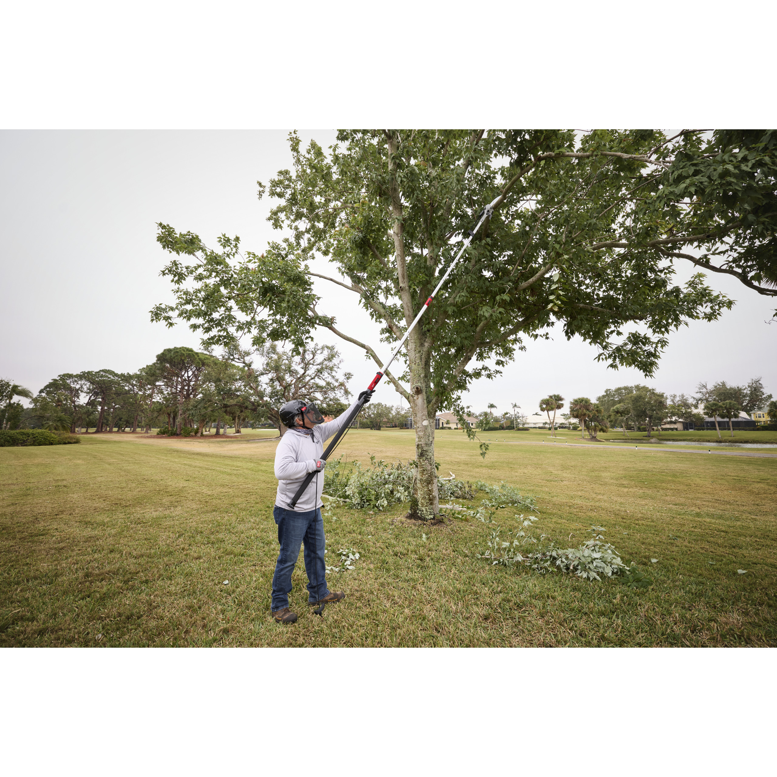 Tijera de pértiga con serrucho Pole Saw Milwaukee - Imagen 5