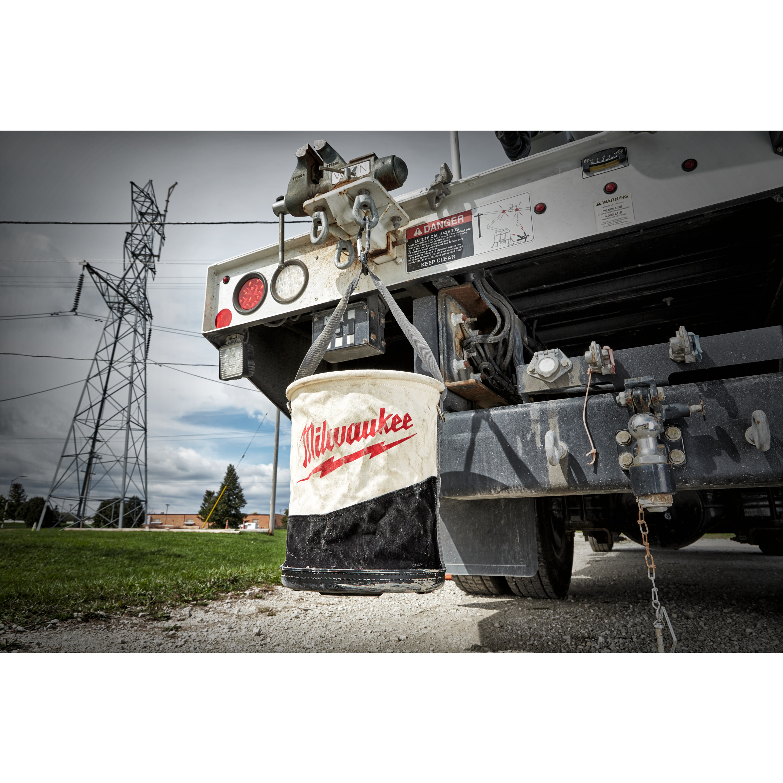 Bolsa para servicios con bolsillos Textile Utility Bucket with Pockets Milwaukee - Imagen 3