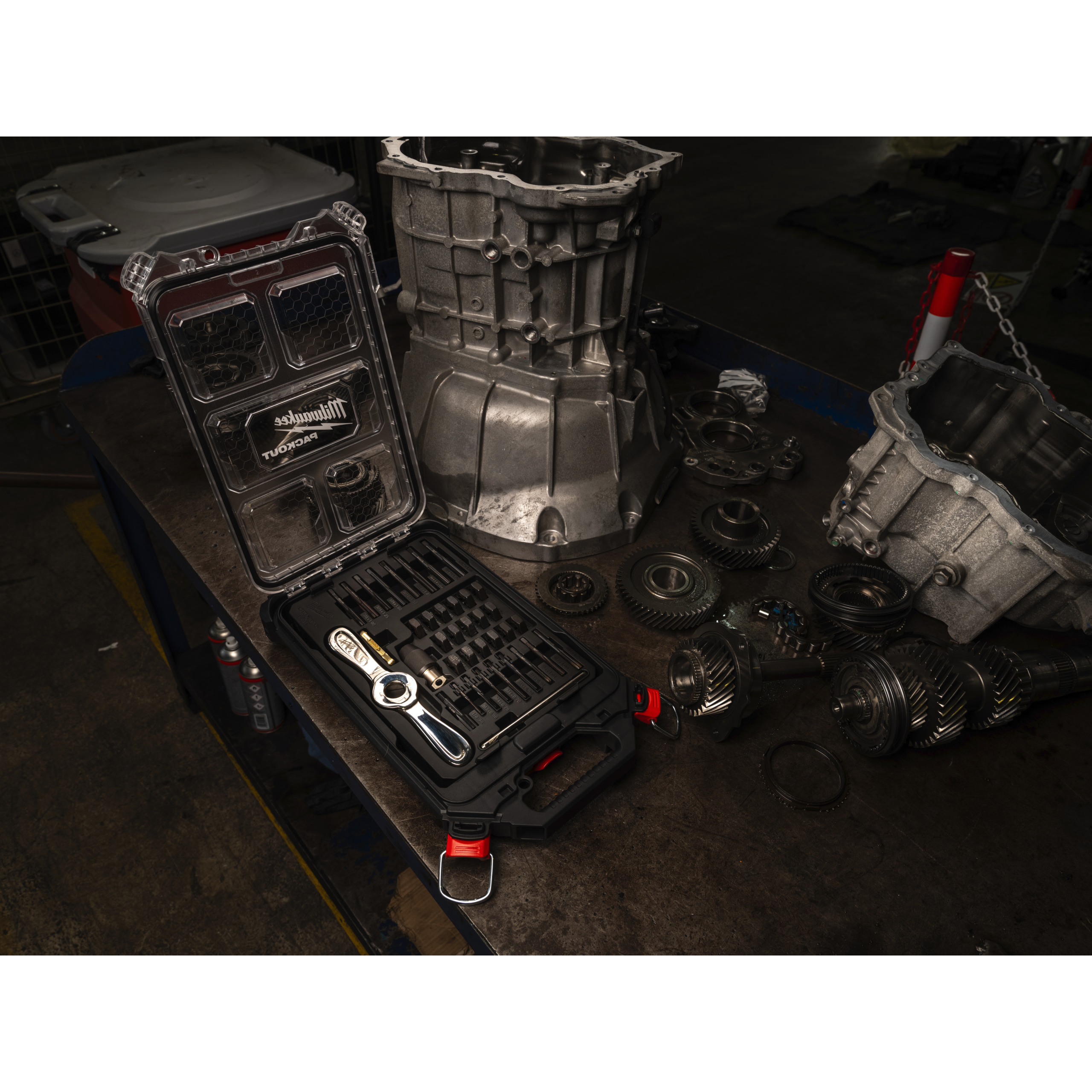Juego de 38 piezas de machos y terrajas en organizador Slim compacto PACKOUT™ Milwaukee - Imagen 5
