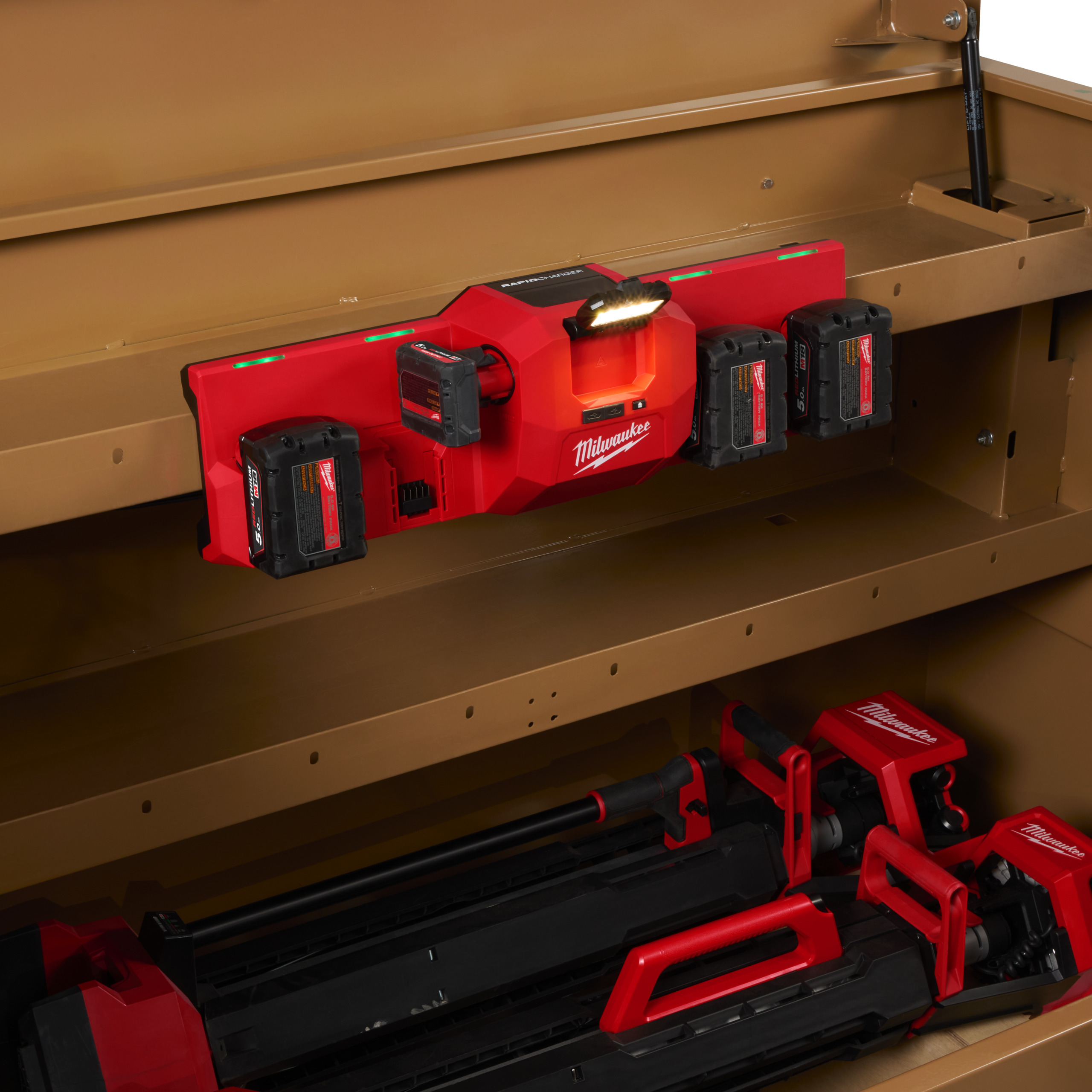 Cargador rápido multivoltaje M12™-M18™ Gangbox M12-18 GBC4 Milwaukee - Imagen 6