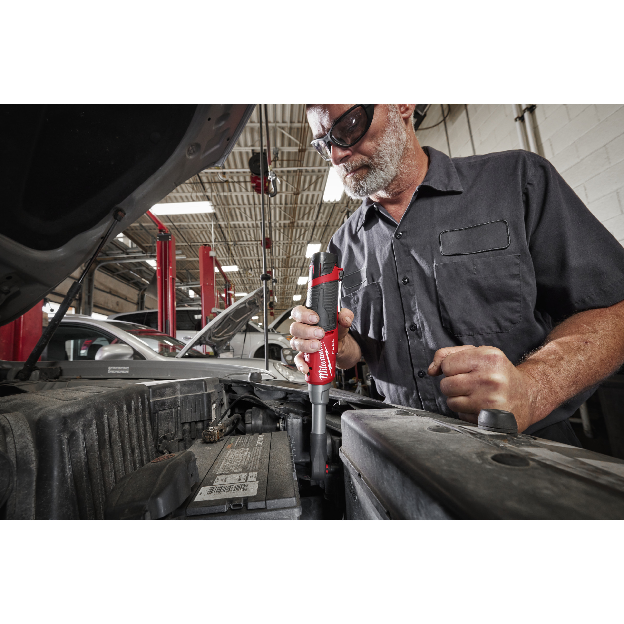 Llave de carraca de alta velocidad de cuello largo M12 FUEL™, ¼″ M12 FHIR14LR Milwaukee - Imagen 5