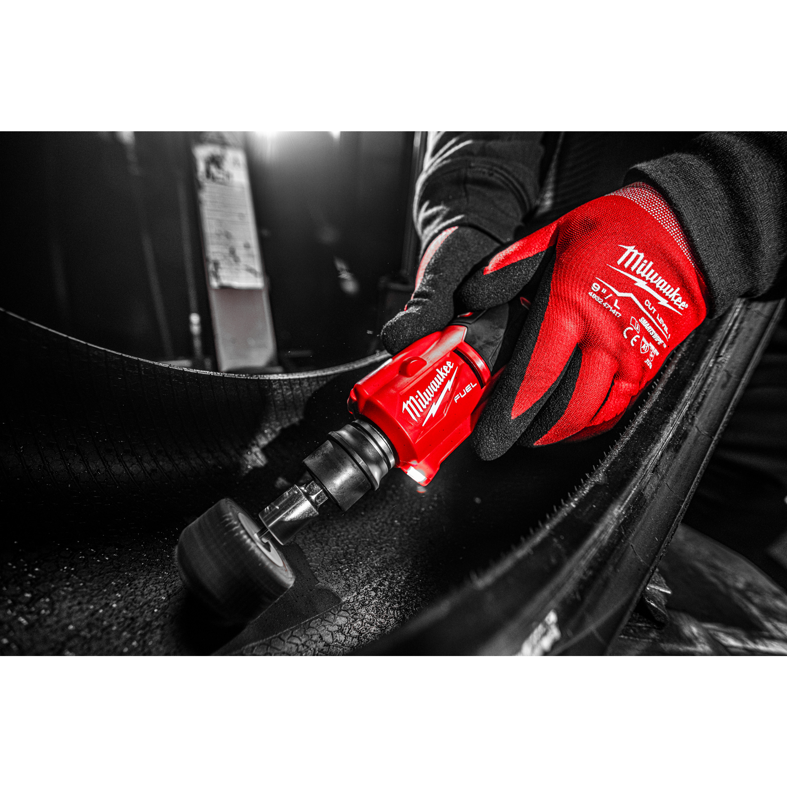 Rectificadora de baja velocidad para neumáticos M12 FUEL™ M12 FTB Milwaukee - Imagen 2