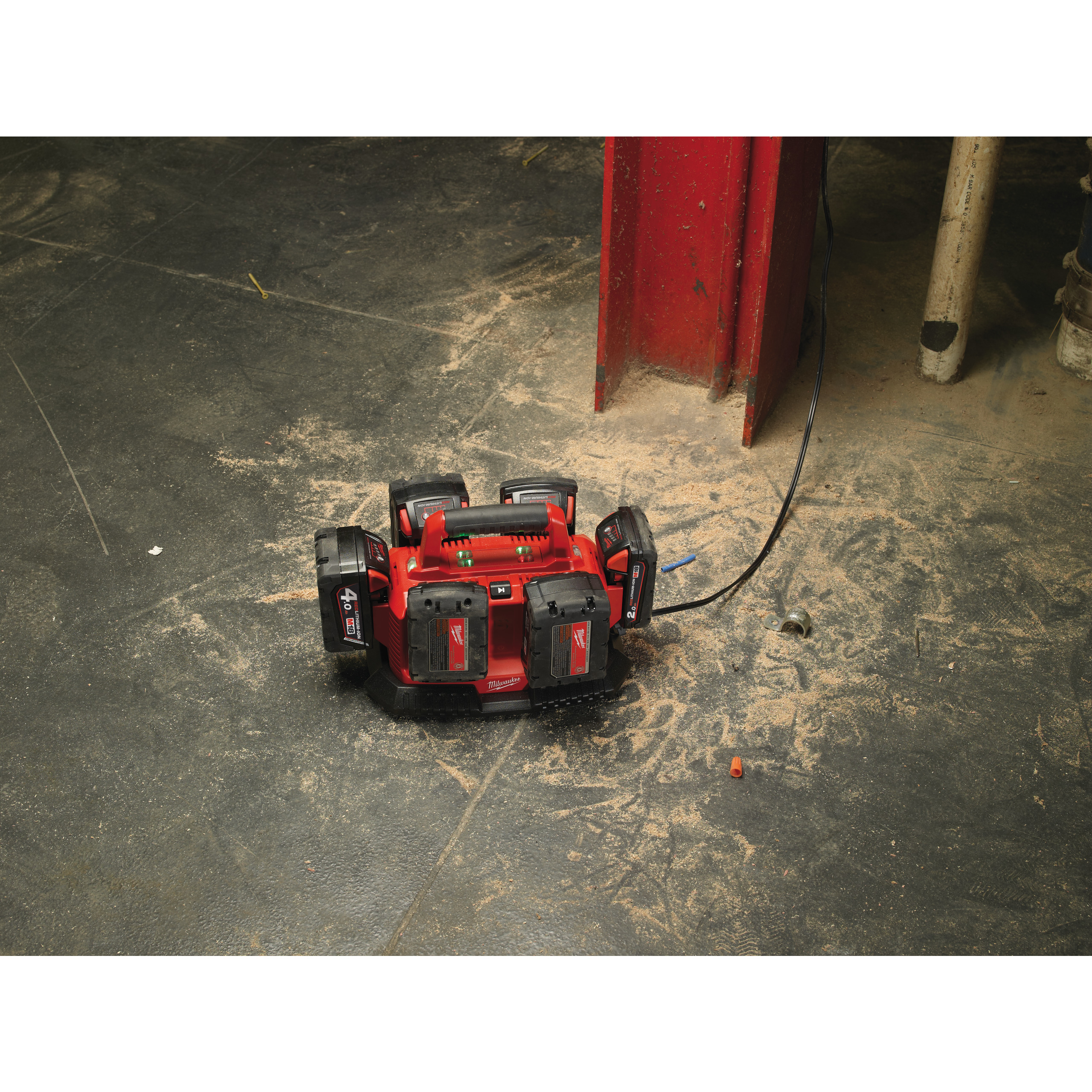 Cargador multipuerto M14™ - M18™ M1418C6 Milwaukee - Imagen 3