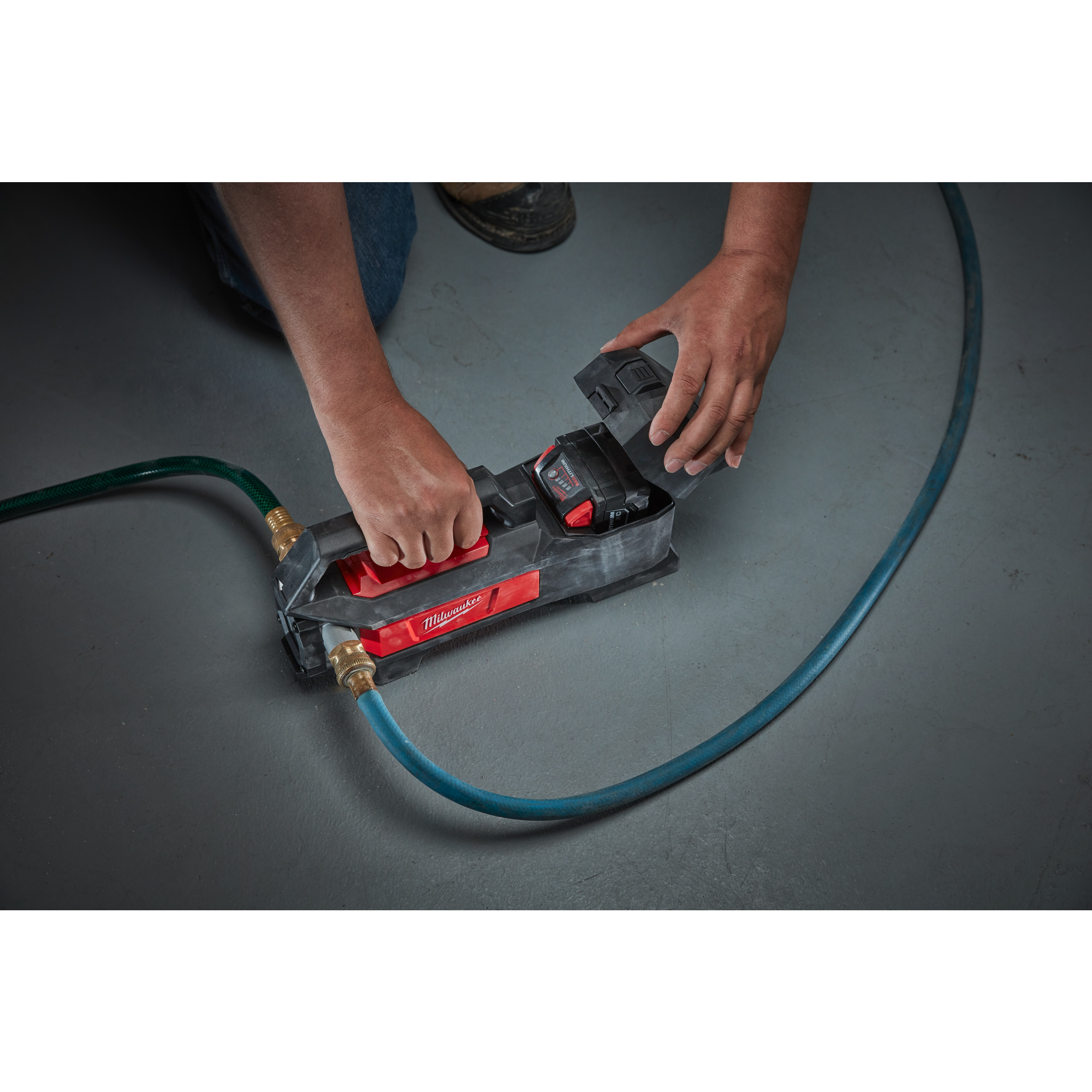 Bomba de agua de superficie y trasvase M18™ M18 BTP Milwaukee - Imagen 5