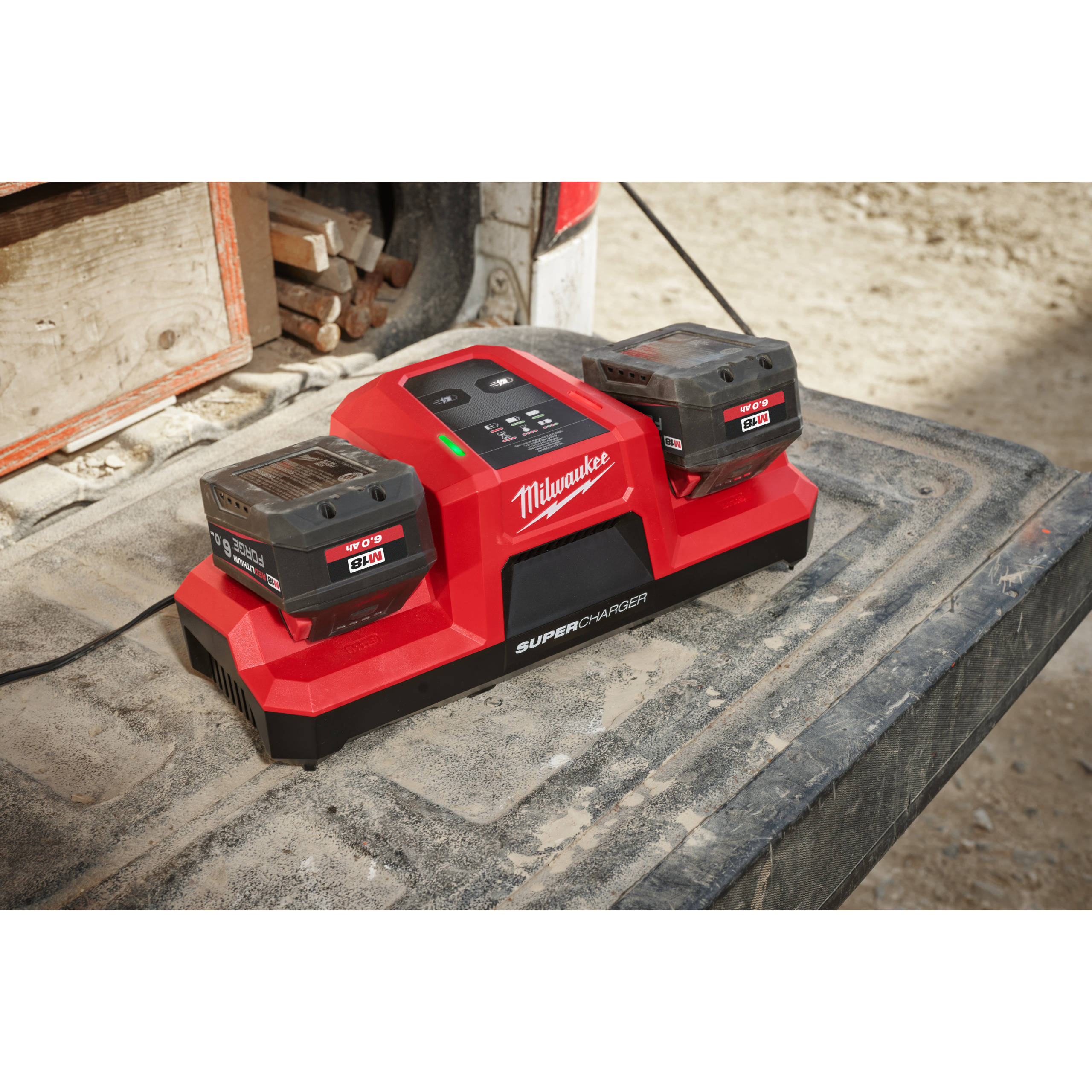Super cargador rápido doble puerto M18™ M18 DBSC Milwaukee - Imagen 4