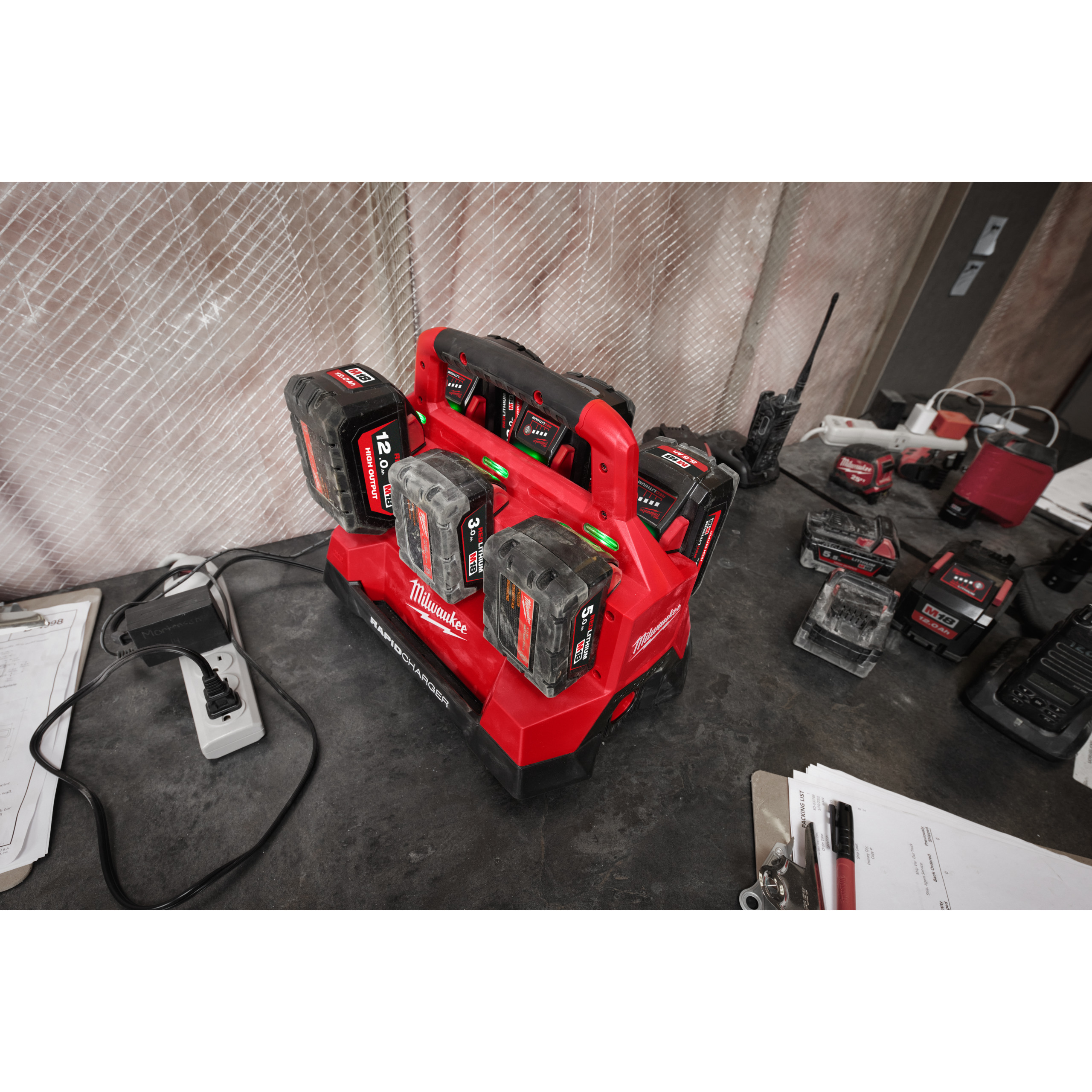 Cargador multipuerto rápido M18™ PACKOUT™ M18 PC6 Milwaukee - Imagen 4