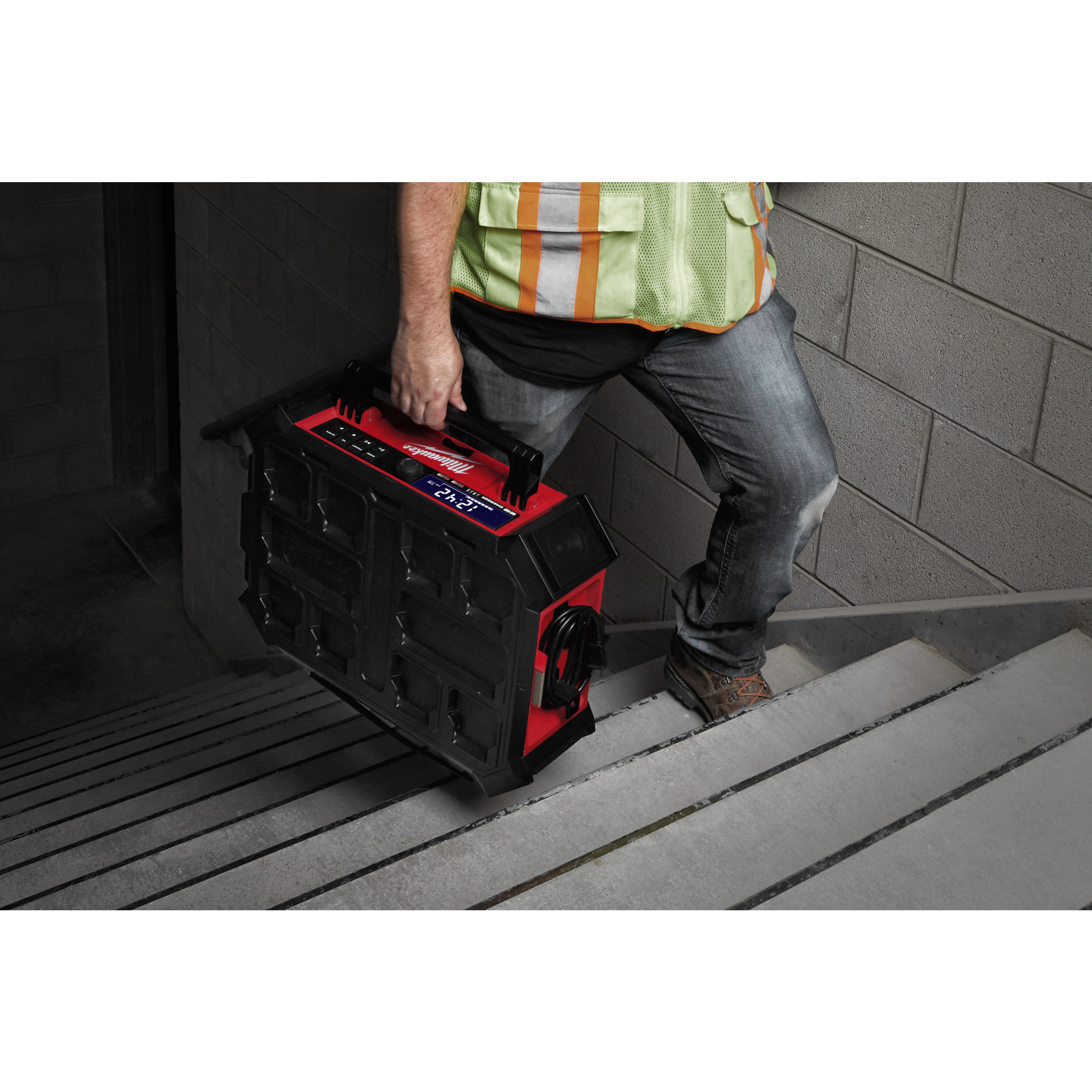 Radio/cargador de trabajo M18™ PACKOUT™ M18 PRCDAB+ Milwaukee - Imagen 5
