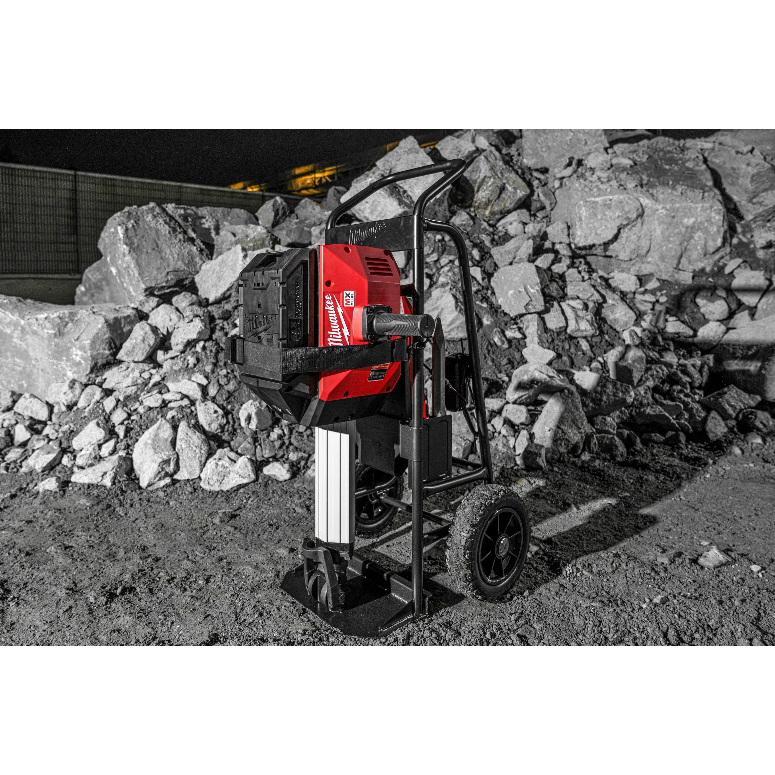 Carro de transporte para martillo demoledor MX FUEL™ MXF DHT Milwaukee - Imagen 4