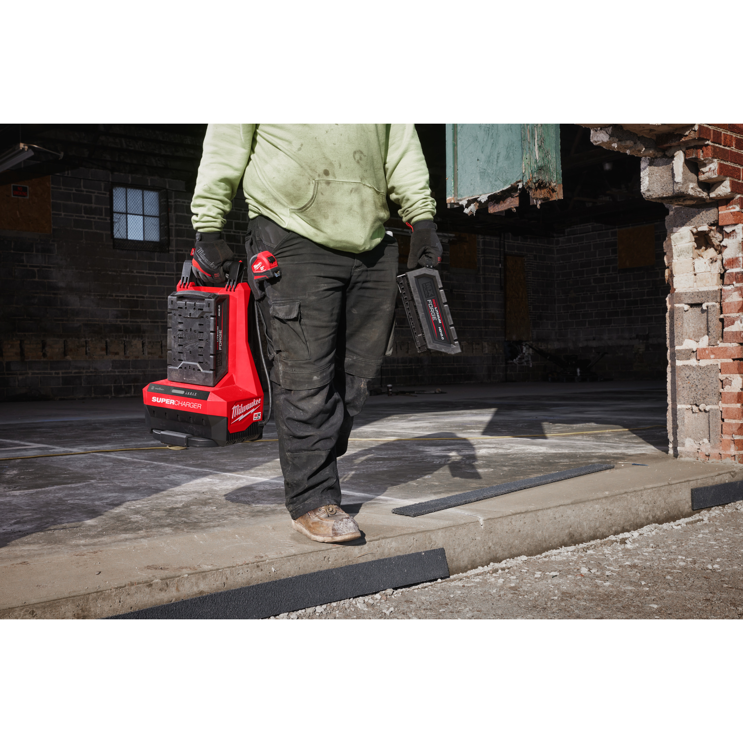 Super cargador MX FUEL™ MXF SC Milwaukee - Imagen 5