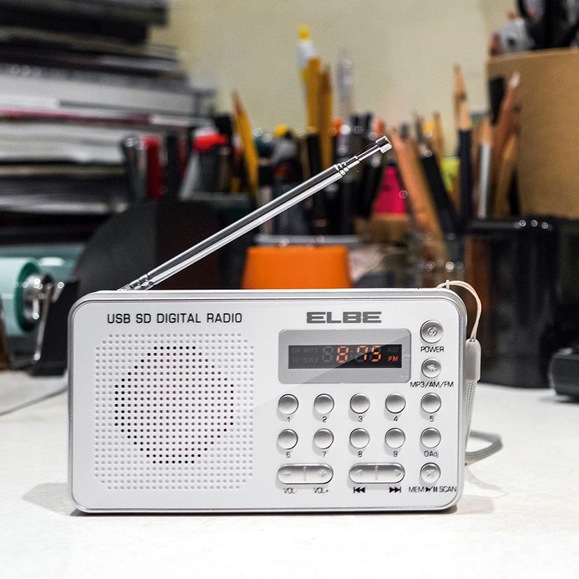 RADIO Digital FM ELBE RF-49-USB 5X3X7 Cm sonido - Imagen 2