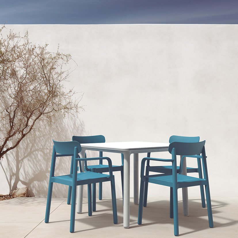 SILLA CON Brazos AZUL RETRO ELBA Resol mueble resina - Imagen 2
